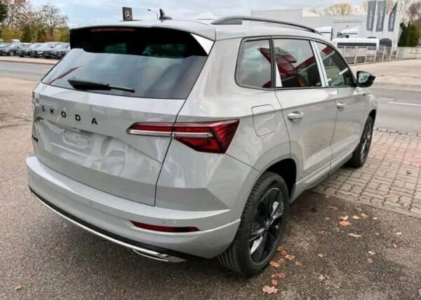 Skoda Karoq Sportline 1.5 TSI 110 kW DSG / 150 hp / 2024 / Automatic / petrol / 8450 km - Image 3