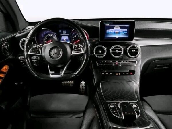 Mercedes Benz GLC 250D - Image 35