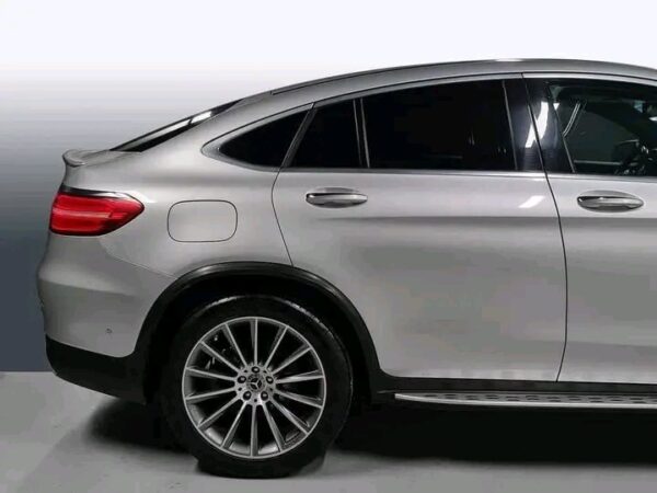 Mercedes Benz GLC 250D - Image 9