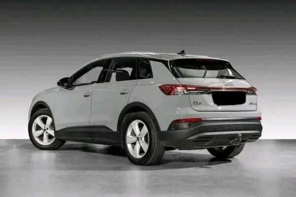 Audi Q4 e-tron - Image 19
