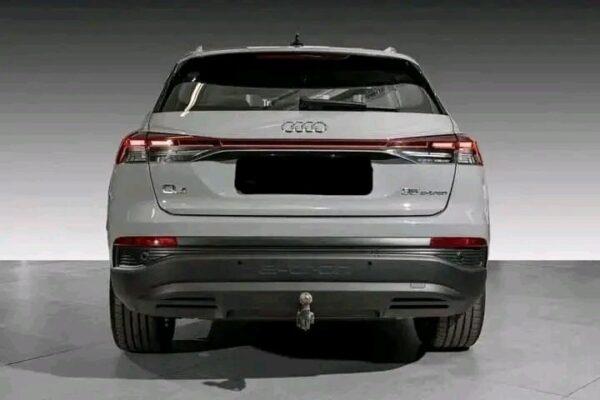 Audi Q4 e-tron - Image 20