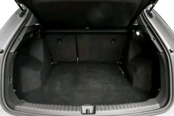Audi Q4 e-tron - Image 8