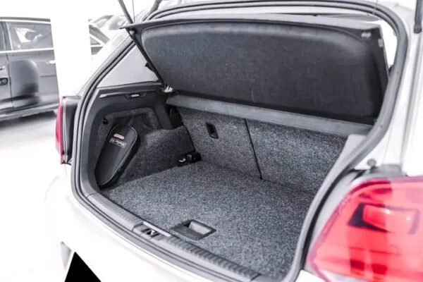 Volkswagen - Image 12