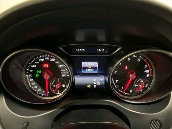 Mercedes - Image 4