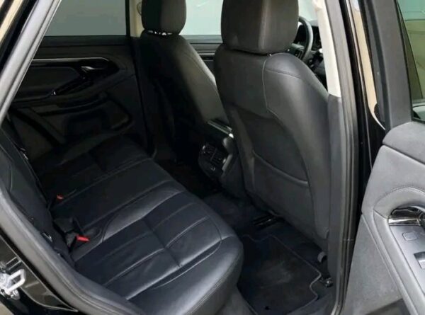 RANGE ROVER - Image 10