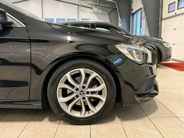 MERCEDES BENZ CLA - Image 13