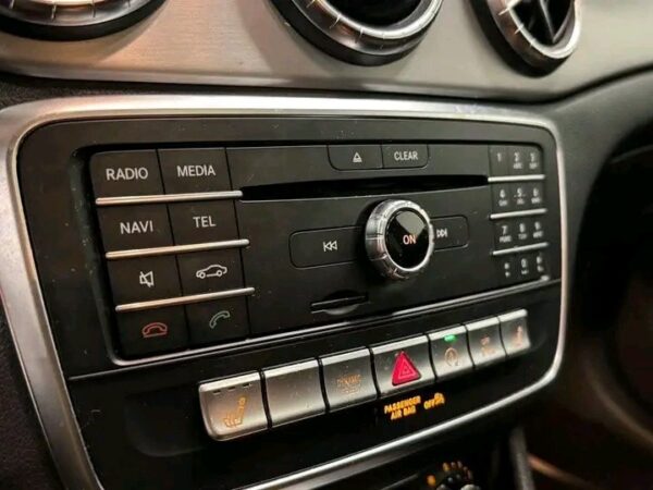 MERCEDES BENZ CLA - Image 16