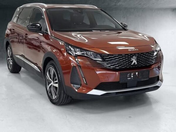 PEUGEOT 5008 - Image 3
