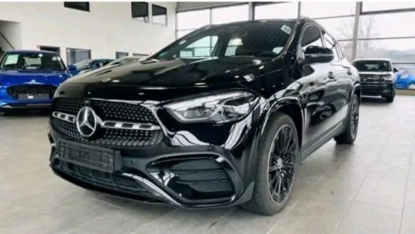 MERCEDES BENZ GLA - Image 2