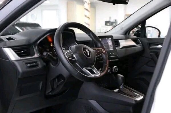 Renault Captur - Image 8