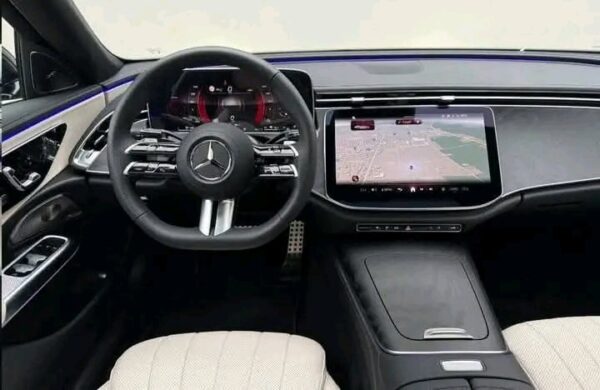 Mercedes-Benz E-Class 300 - Image 8