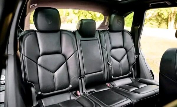 Porsche Cayenne – Image 9