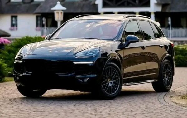 Porsche Cayenne – Image 14