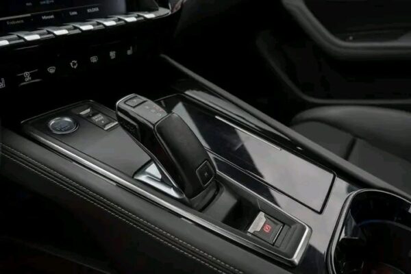 PEUGEOT 508 – Image 12