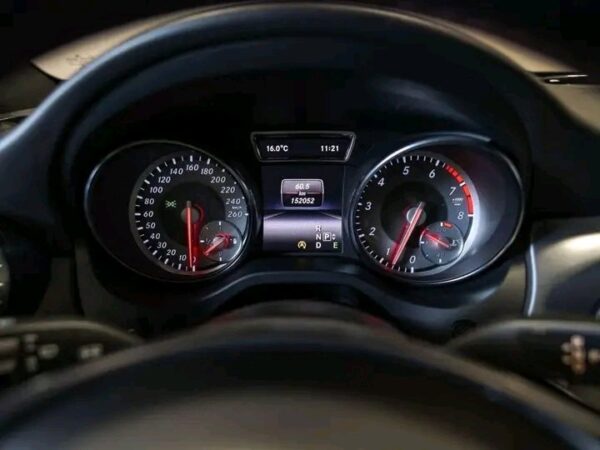 Mercedes-Benz CLA - Image 15