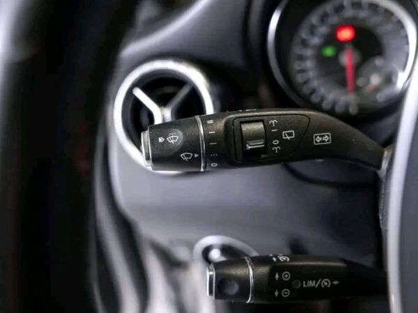 Mercedes-Benz CLA - Image 9