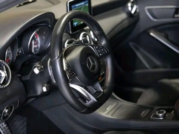 Mercedes-Benz CLA - Image 20