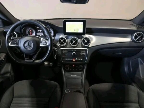 Mercedes-Benz CLA - Image 12