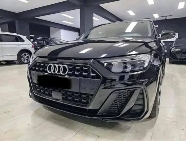 Audi A1 1.5 tfsi
S line - Image 2