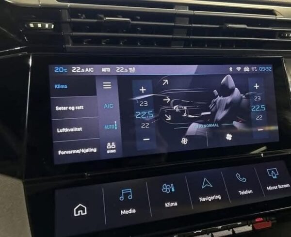 Peugeot E-308 – Image 17