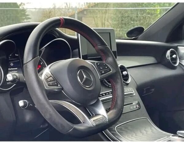 Mercedes-Benz Coupe C 200 - Image 15