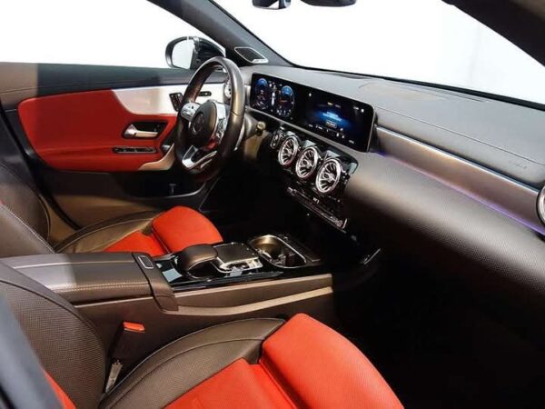 Mercedes-Benz CLA - Image 10