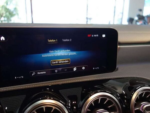 Mercedes-Benz CLA - Image 33
