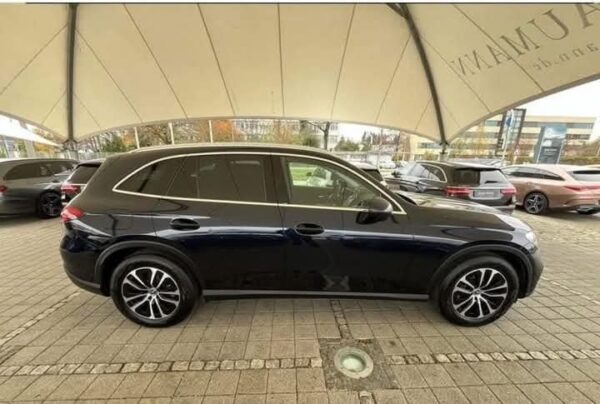 Mercedes-Benz GLC 200 - Image 15