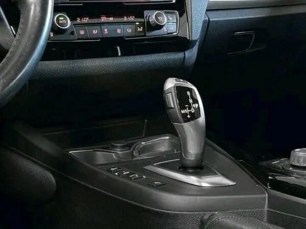 BMW 1 Séries 1.5 – Image 10