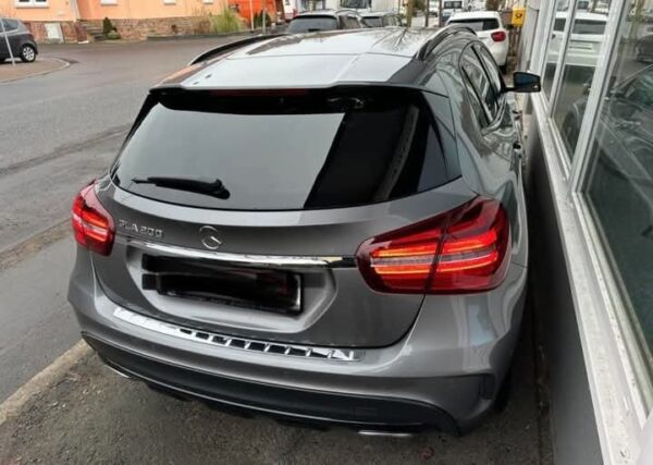 Mercedes-Benz GLA 200 - Image 16