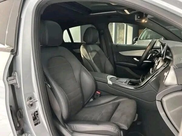 Mercedes-Benz GLC 300 and AMG Line - Image 7