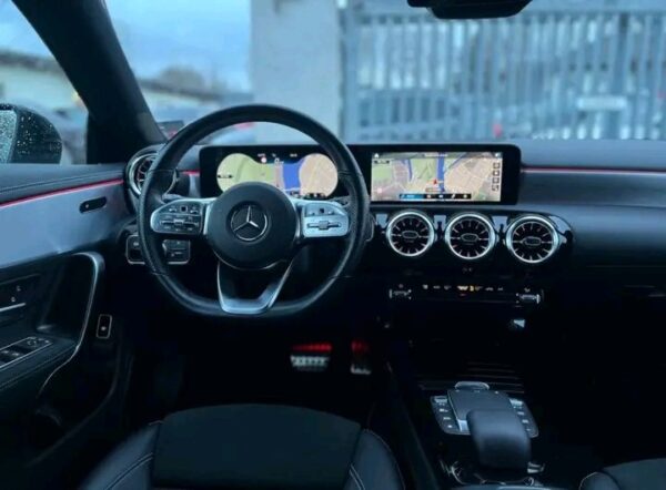 Mercedes-Benz CLA 200 Edition 2020 AMG Line - Image 4