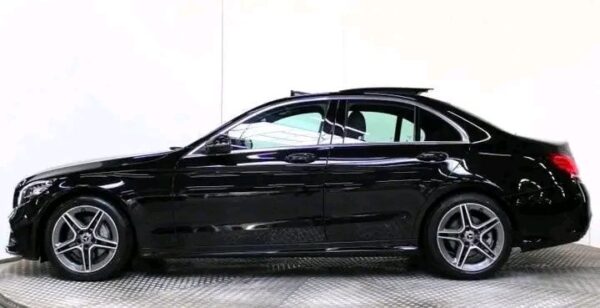 Mercedes-Benz C 200 - Image 16