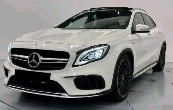Mercedes Gla 45 Mercedes-AMG - Image 2