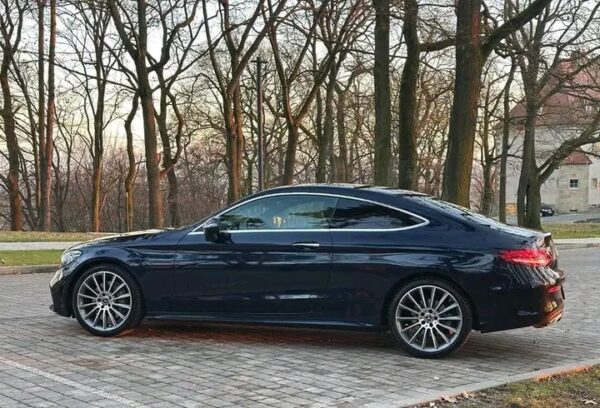Mercedes-Benz C300 d 4MATIC - Image 5