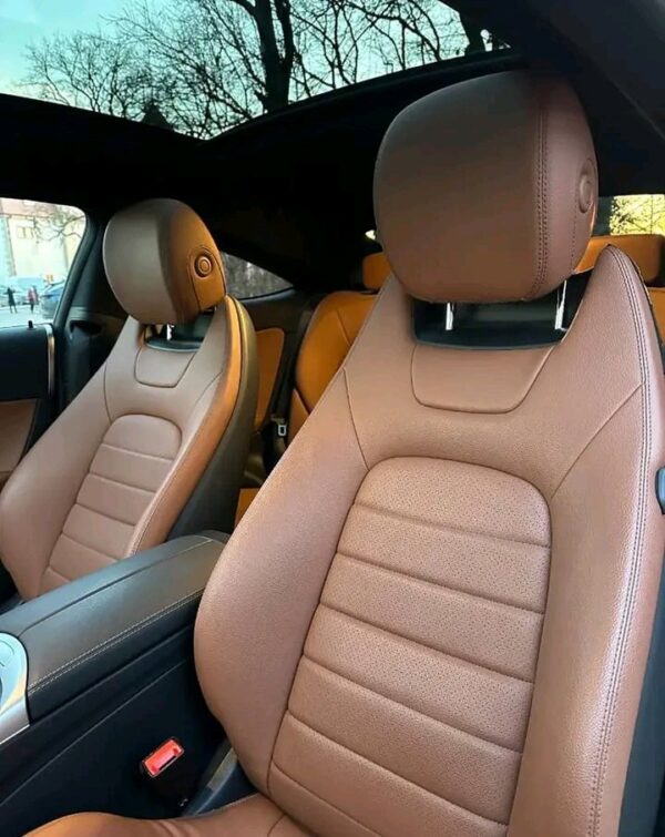 Mercedes-Benz C300 d 4MATIC - Image 9