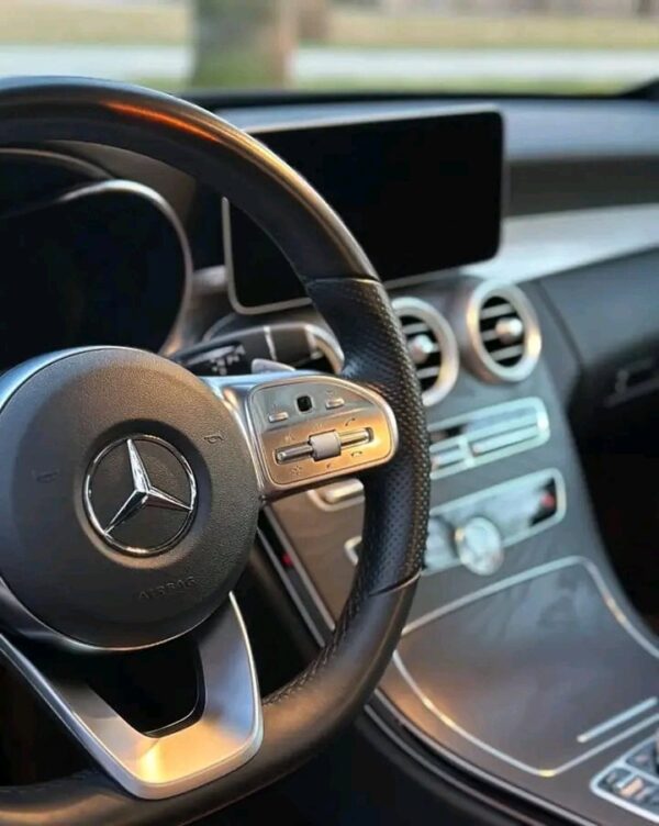 Mercedes-Benz C300 d 4MATIC - Image 4