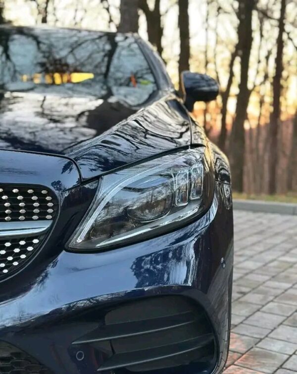 Mercedes-Benz C300 d 4MATIC - Image 10