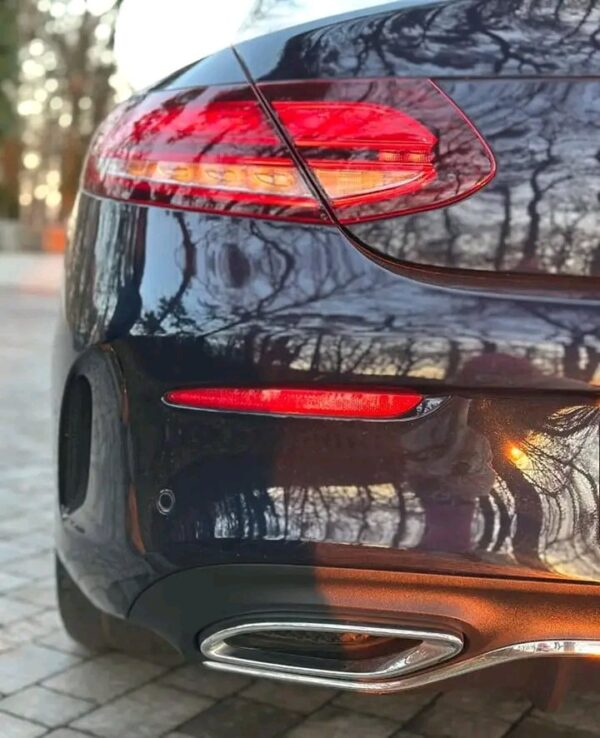 Mercedes-Benz C300 d 4MATIC - Image 8