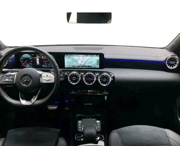 Mercedes-Benz CLA 200 AMG - Image 6