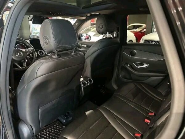 Mercedes-Benz GLC - Image 19