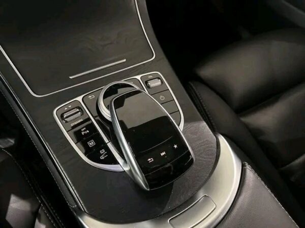 Mercedes-Benz GLC - Image 10