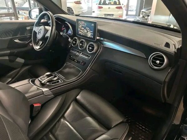 Mercedes-Benz GLC - Image 7
