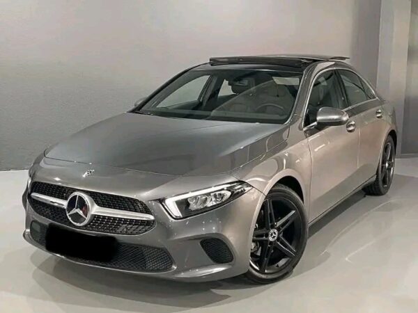 MERCEDES-BENZ AVANCE DE 200 BERLINE - Image 2
