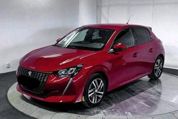 Peugeot 208 Allure 1.2 - Image 2