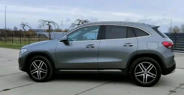 Mercedes-Benz GLA 2.0 - Image 33