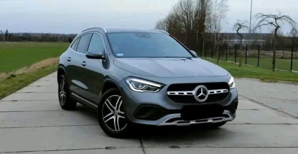 Mercedes-Benz GLA 2.0