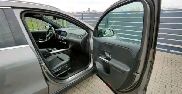Mercedes-Benz GLA 2.0 - Image 15