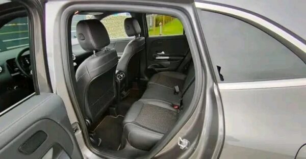 Mercedes-Benz GLA 2.0 - Image 8
