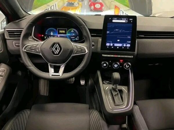 Renault Clio 1.6 – Image 4